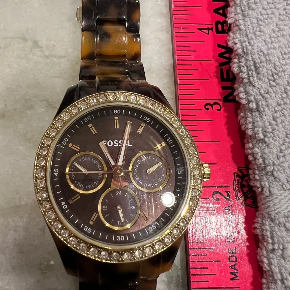 Womens fossil brand watch-tortoise parters band w gold head - Picture 3 of 6